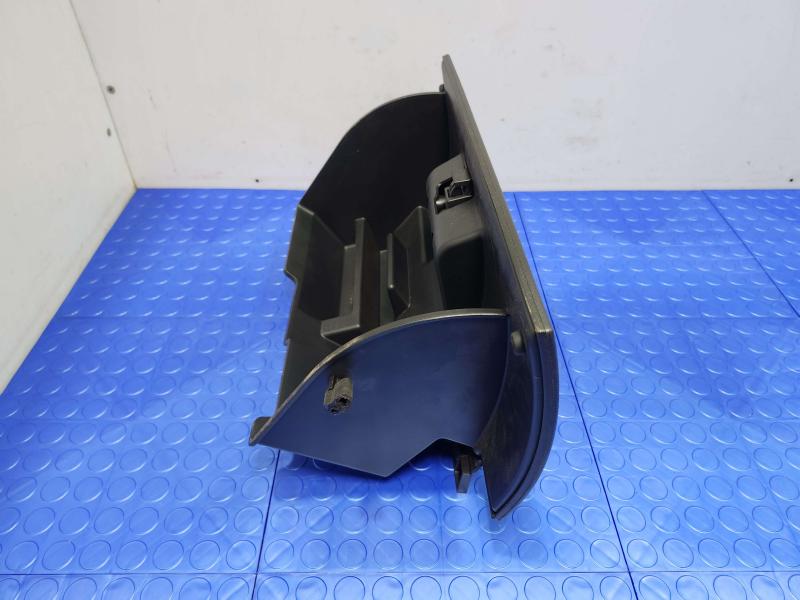 2014 Ford Mustang Glove Box