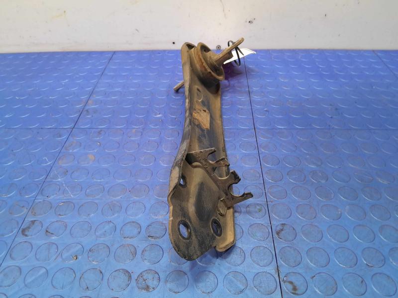 2015 Chrysler 200 Lower Control Arm Rr