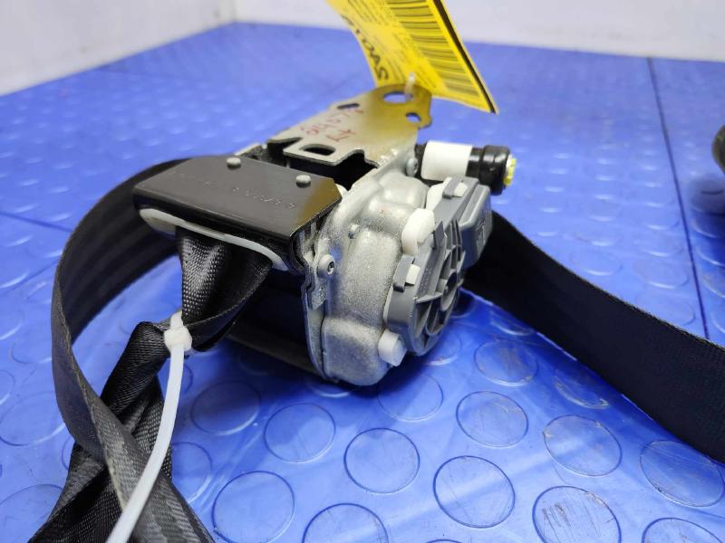 2013 Nissan Juke Front Seat Belt