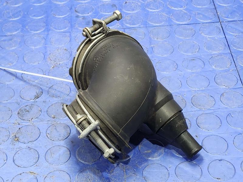 2010-2015 Toyota Prius 1.8L Enigne Air Cleaner Hose Genuine OEM 1788137120