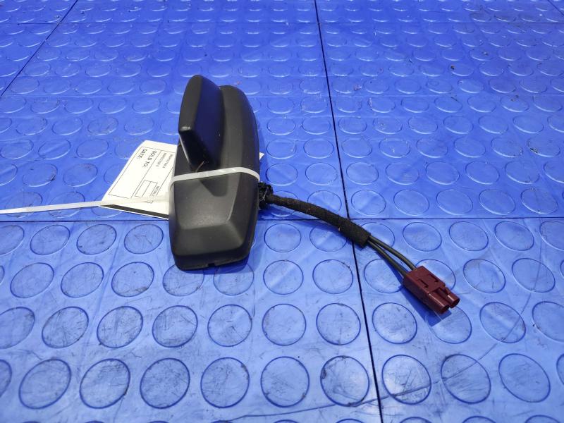 2017 Chevrolet Silverado 2500 Antenna