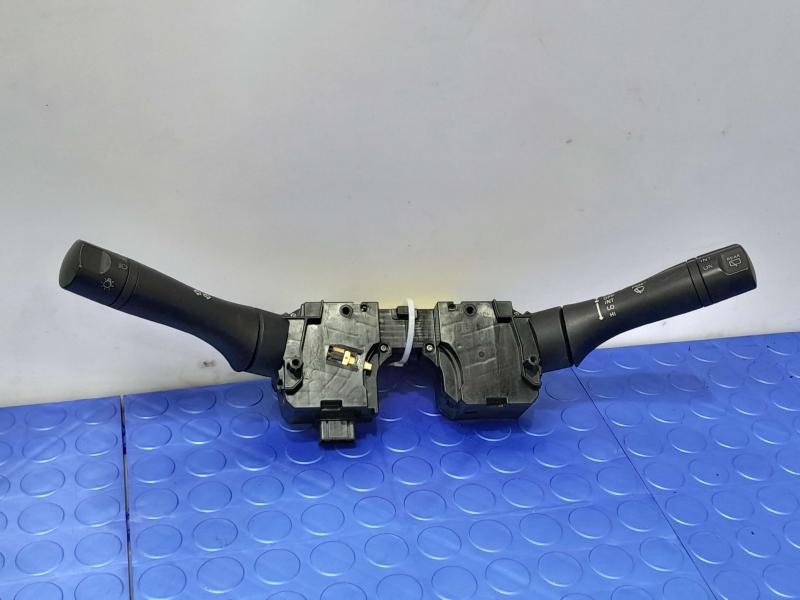 2015 Nissan Versa Combination Switch