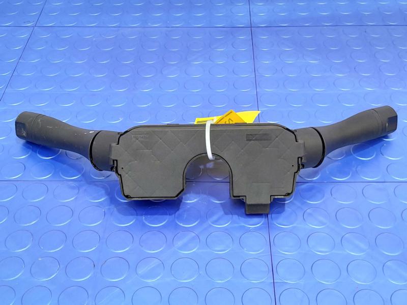 2015 Nissan Versa Combination Switch