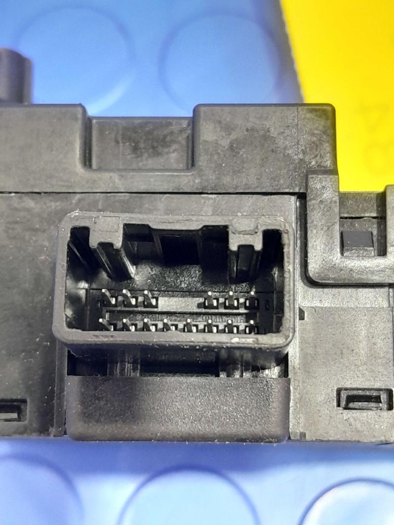2015 Nissan Versa Combination Switch
