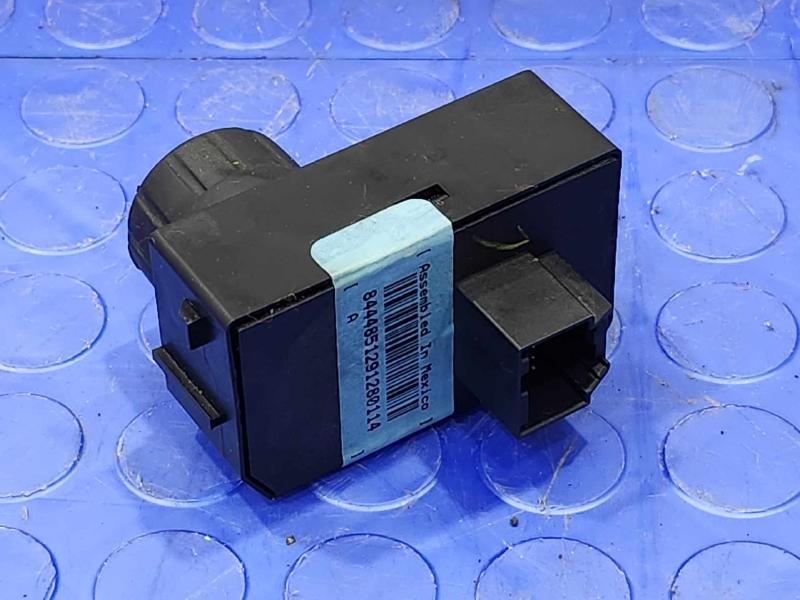 2019 Chevrolet Tahoe Headlight Switch (Dash Mtd)