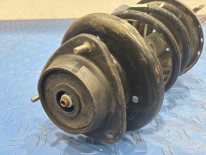 2010 Subaru Legacy Strut Assembly