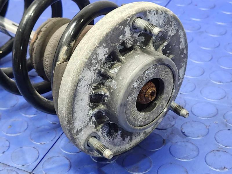 2011 BMW 535i Strut Assembly