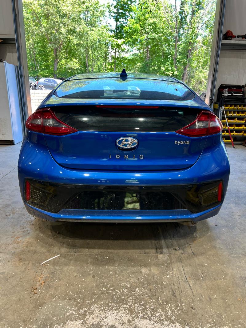 2018 Hyundai Ioniq Center Pillar