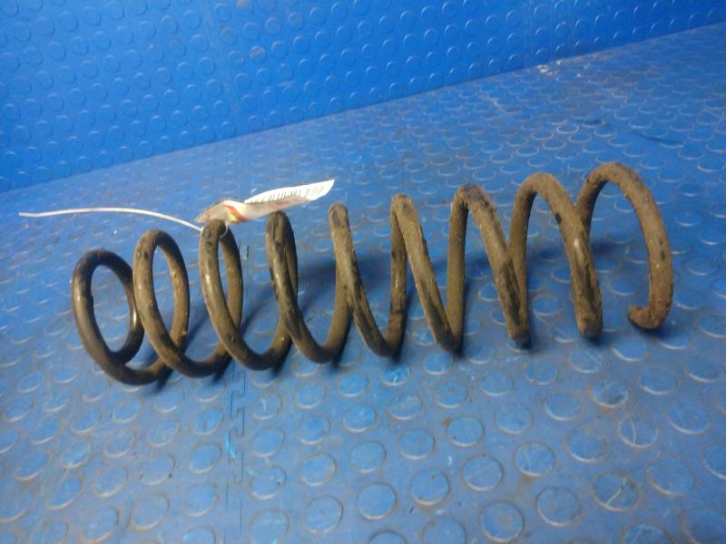 1993 - 1998 Jeep Grand Cherokee Front Coil Spring OEM 52088102