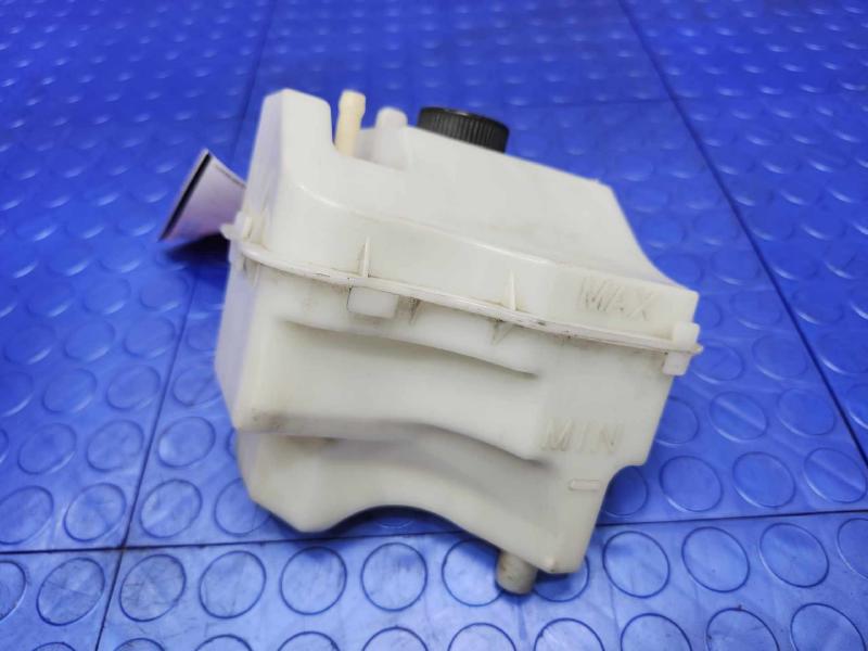 2017 Nissan Maxima Coolant Recovery Bottle