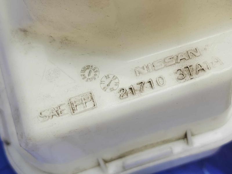 2017 Nissan Maxima Coolant Recovery Bottle