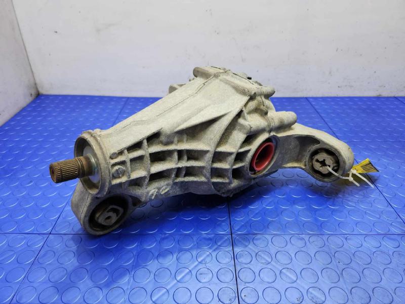 2011 Volkswagen Touareg Carrier/Differential Assembly
