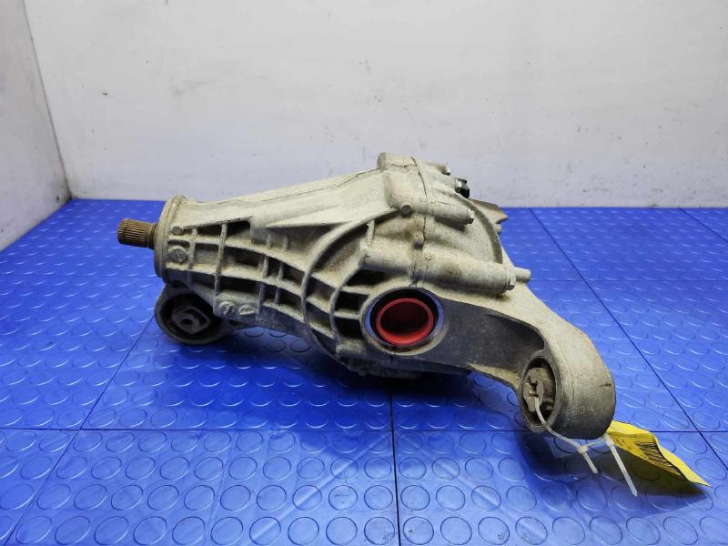 2011 Volkswagen Touareg Carrier/Differential Assembly