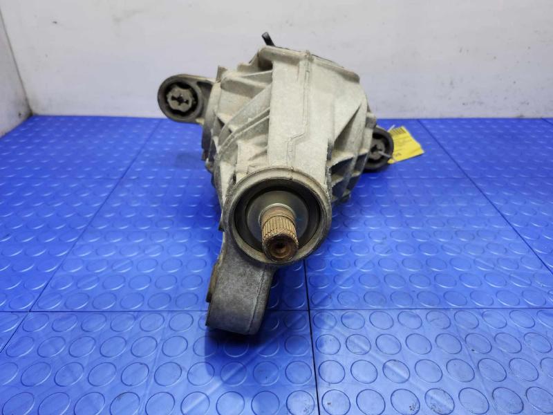 2011 Volkswagen Touareg Carrier/Differential Assembly