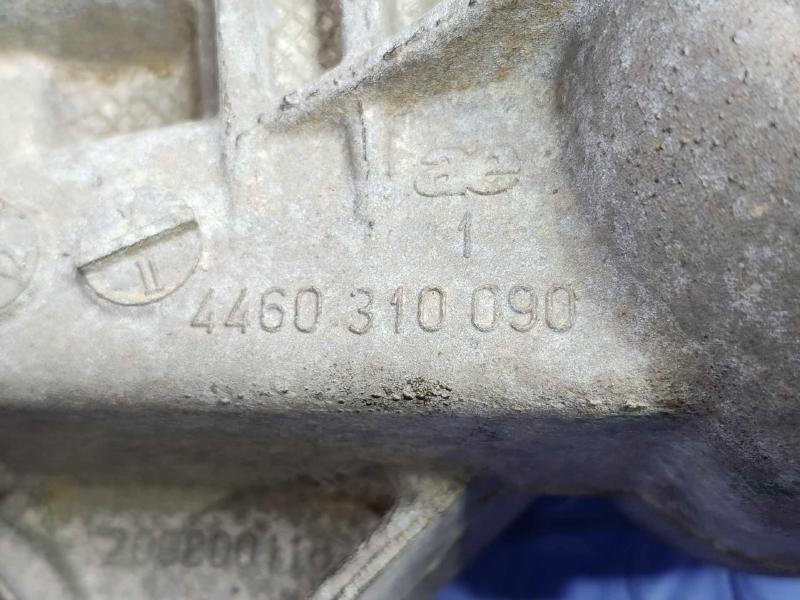 2011 Volkswagen Touareg Carrier/Differential Assembly