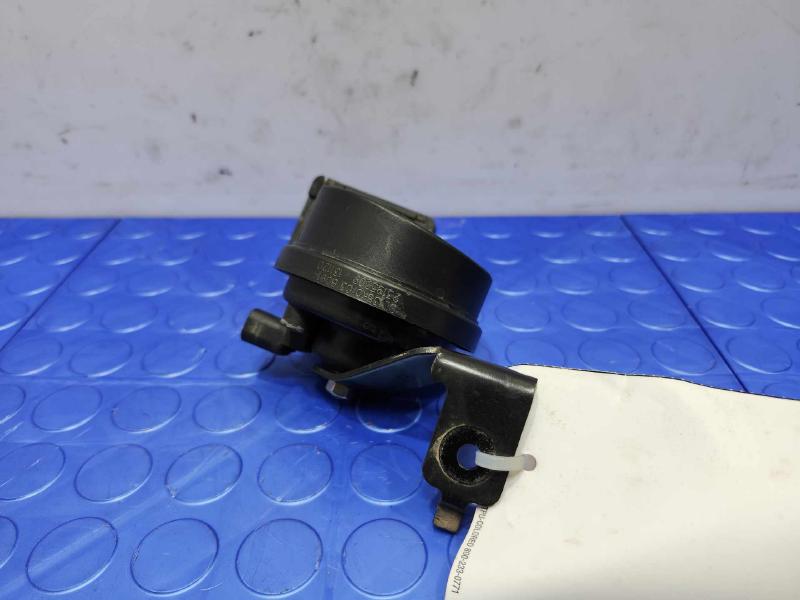 2014-2015 Cadillac CTS Low Note Horn Assembly Genuine OEM 23195009