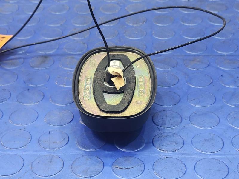2006 Mercedes-Benz W219 CLS500 Radio Antenna Assembly Genuine OEM 2208202375