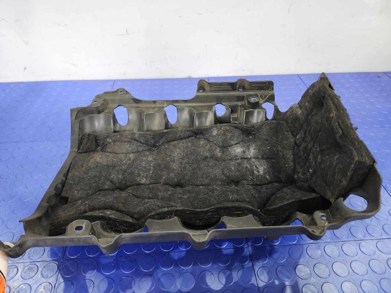 2014 Chevrolet Silverado 1500 Engine Cover