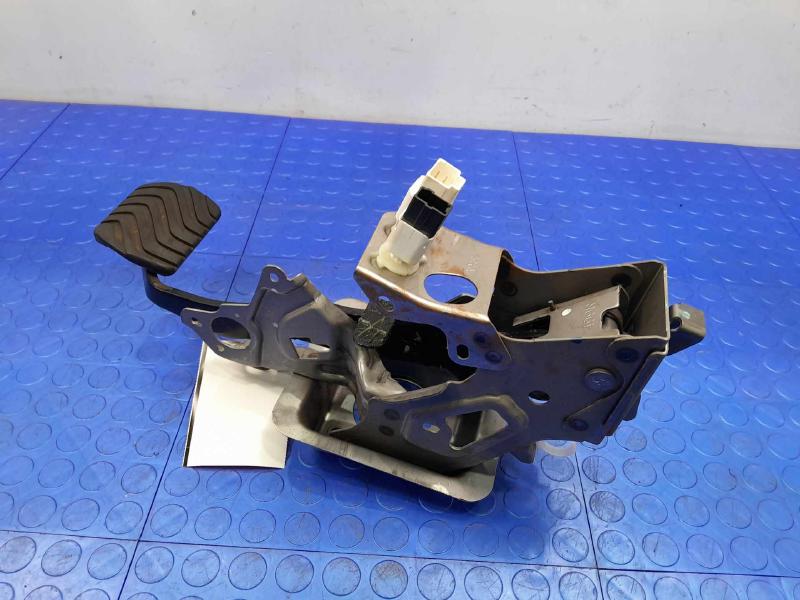 2022 Nissan Versa Brake Pedal