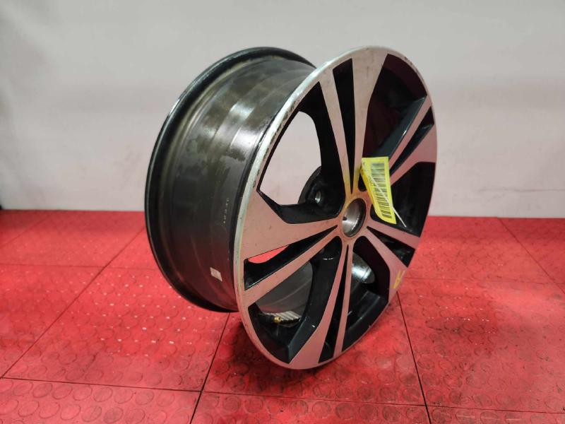 2020 Nissan Sentra Wheel