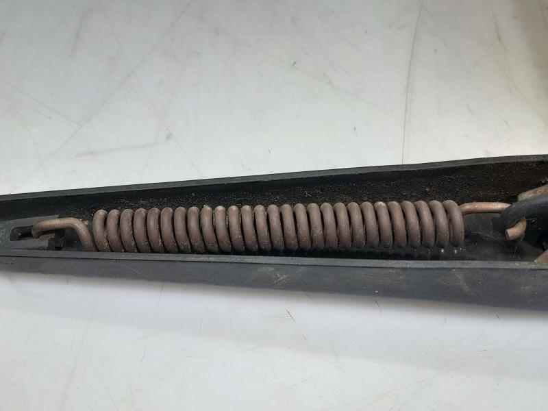 1990 Mercedes 420SEL Wiper Arm