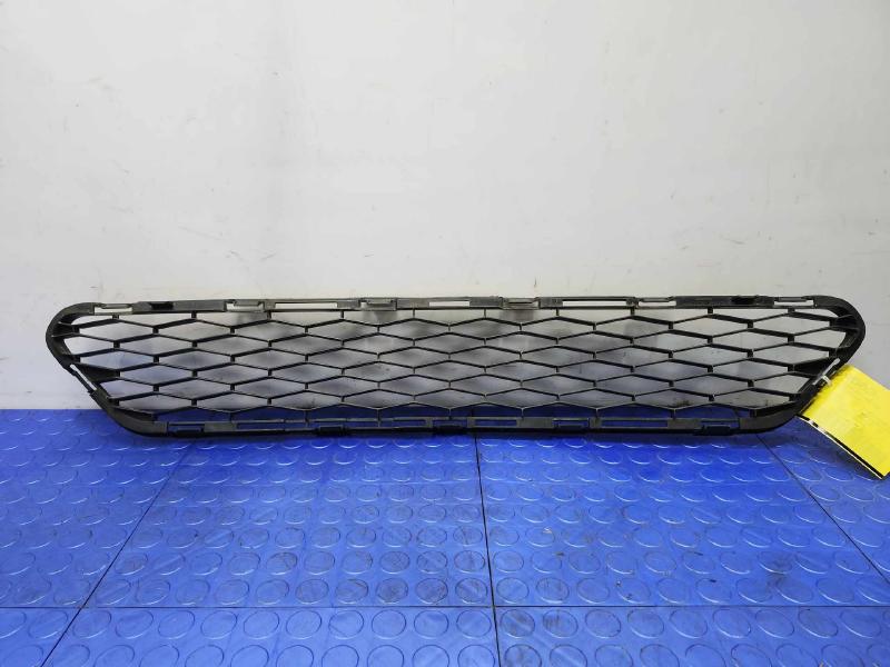 2014-2016 Nissan Rogue Front Bumper Lower Grille Genuine OEM 622544BA0A