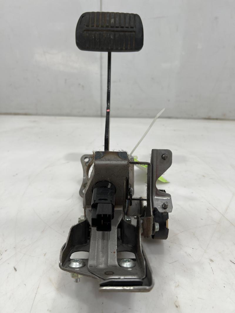 2013 - 2016 Subaru XV Crosstrek Brake Pedal Assembly OEM