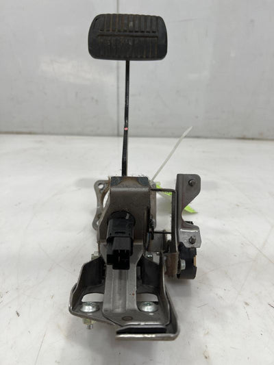 2013 - 2016 Subaru XV Crosstrek Brake Pedal Assembly OEM