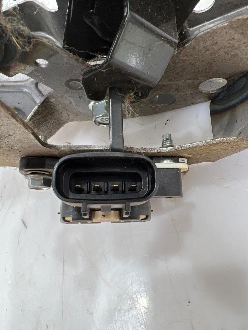 2013 - 2016 Subaru XV Crosstrek Brake Pedal Assembly OEM
