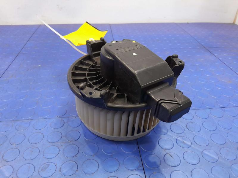 2013 Ford Fusion Blower Motor