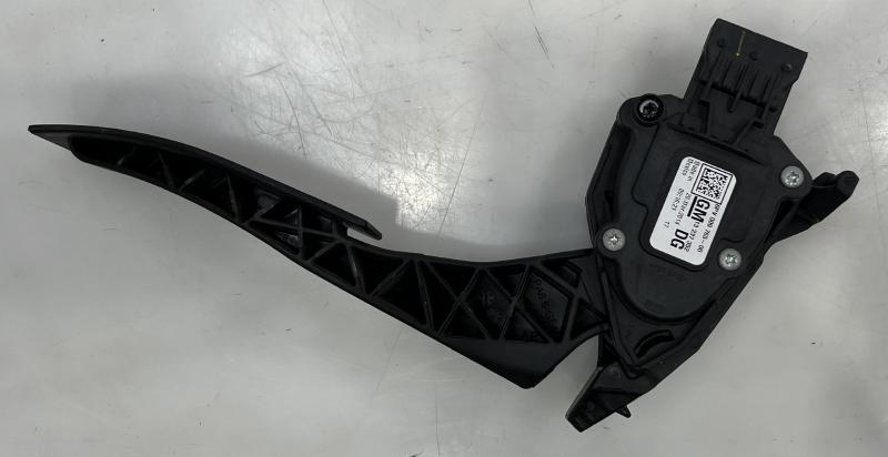 2014 Buick LaCrosse Pedal Assembly