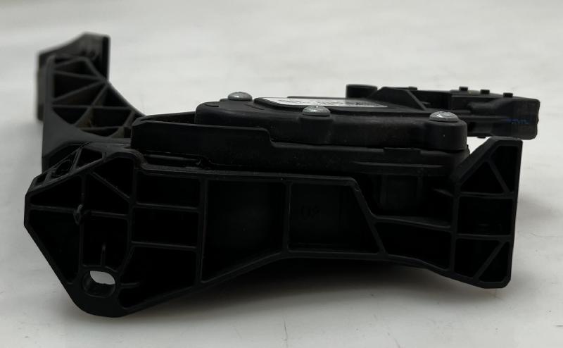 2014 Buick LaCrosse Pedal Assembly