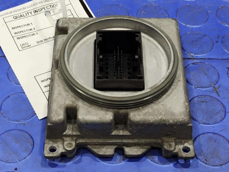 2018 Volkswagen Passat Headlamp Assembly