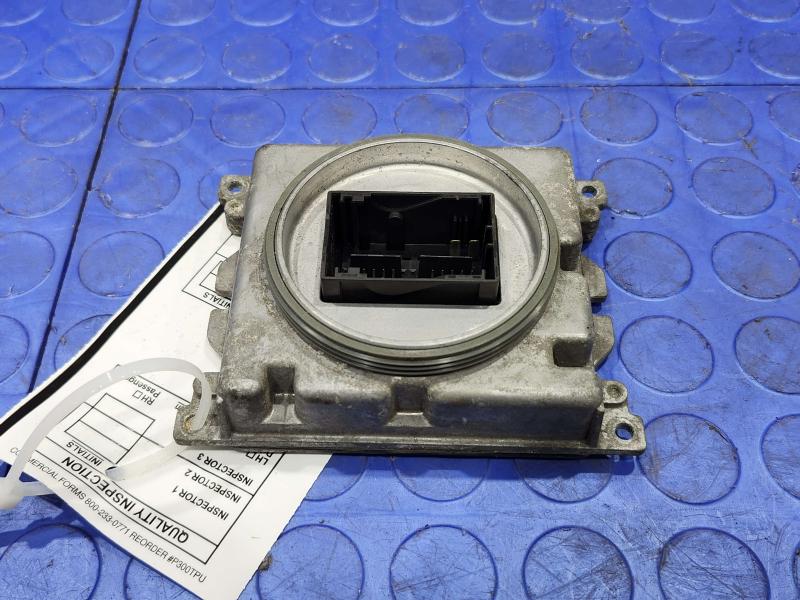 2018 Volkswagen Passat Headlamp Assembly