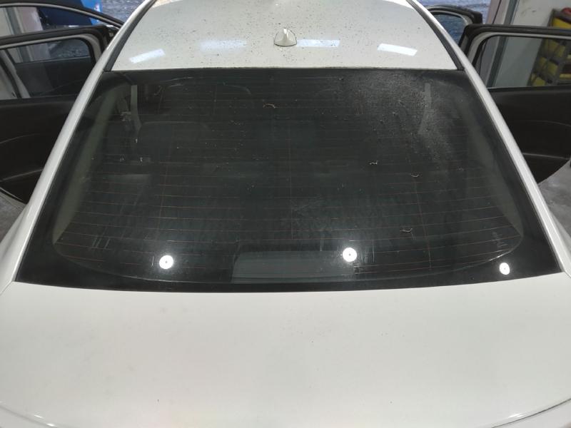 2014 Mazda Mazda3 Back Glass/Window
