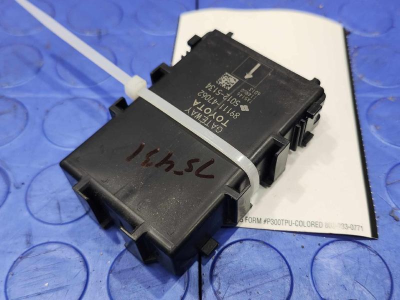 2016-2018 Toyota Prius 1.8L Network Gateway Control Module Genuine OEM 8911147062