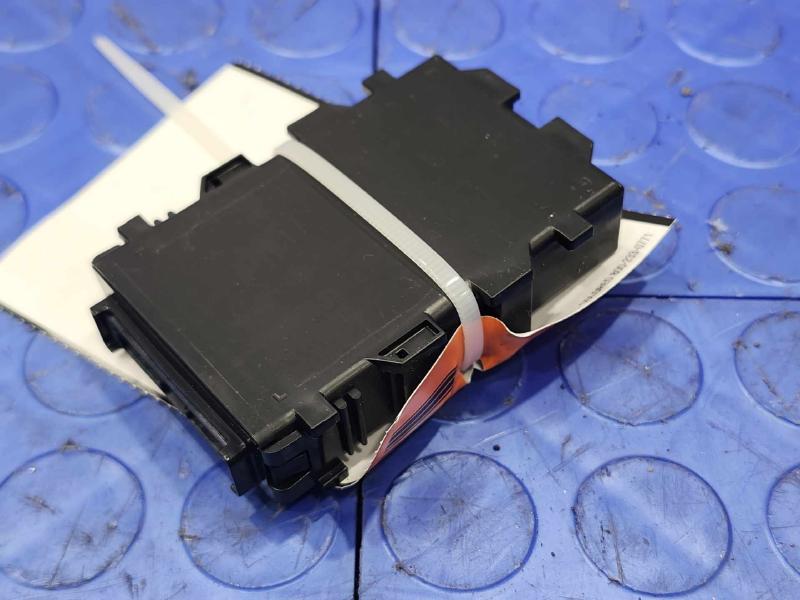 2016-2018 Toyota Prius 1.8L Network Gateway Control Module Genuine OEM 8911147062