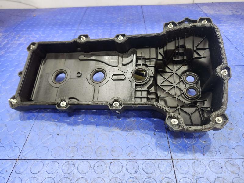 2011 Ford Edge Valve Cover