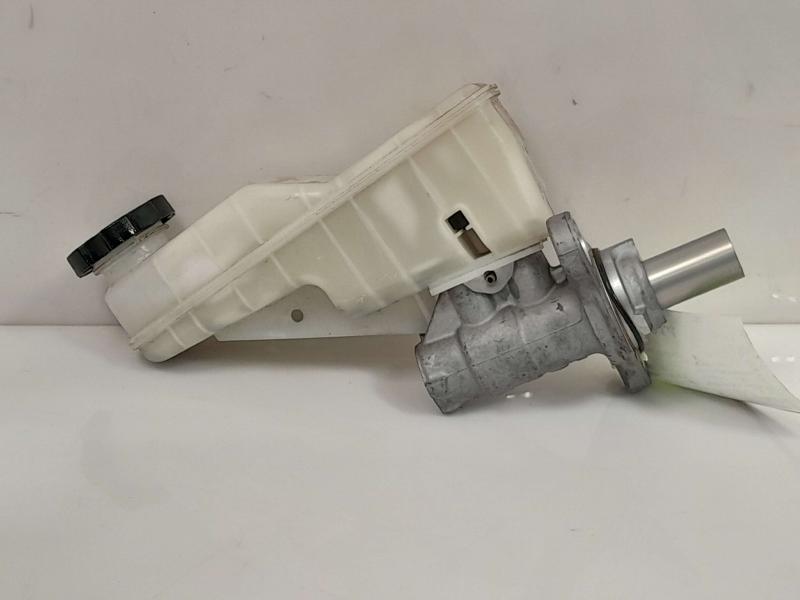2017 Buick LaCrosse Master Cylinder