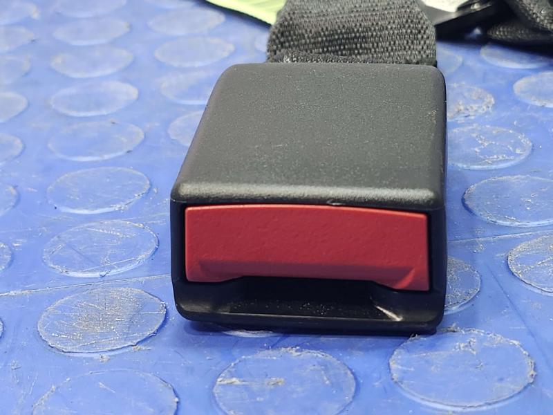 2018 Buick Regal Rear Seat Belt