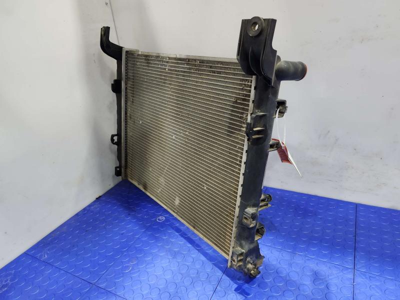 2002 Dodge Dakota Radiator