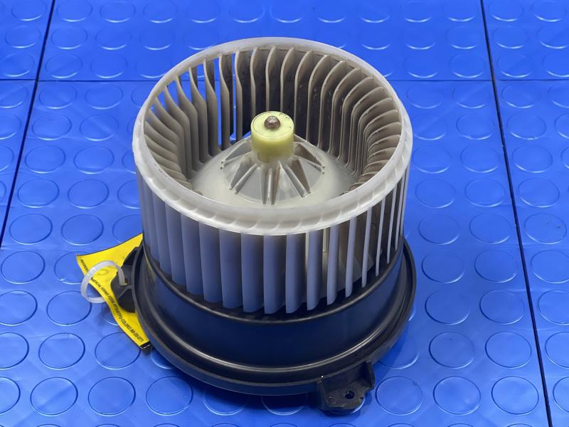 2012 Toyota Sienna Blower Motor