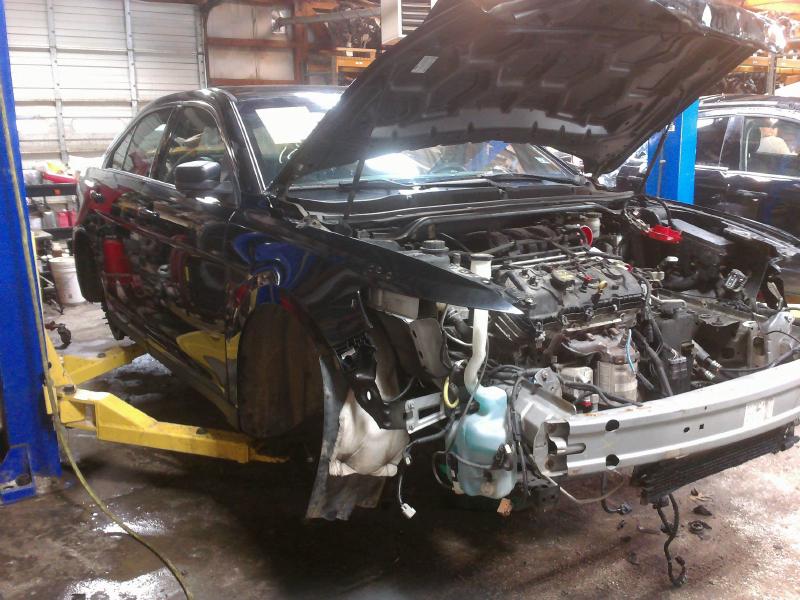 2013 Ford Taurus Transmission Assy.