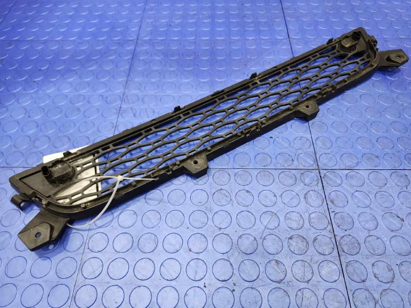 2012 Volvo XC60 Grille
