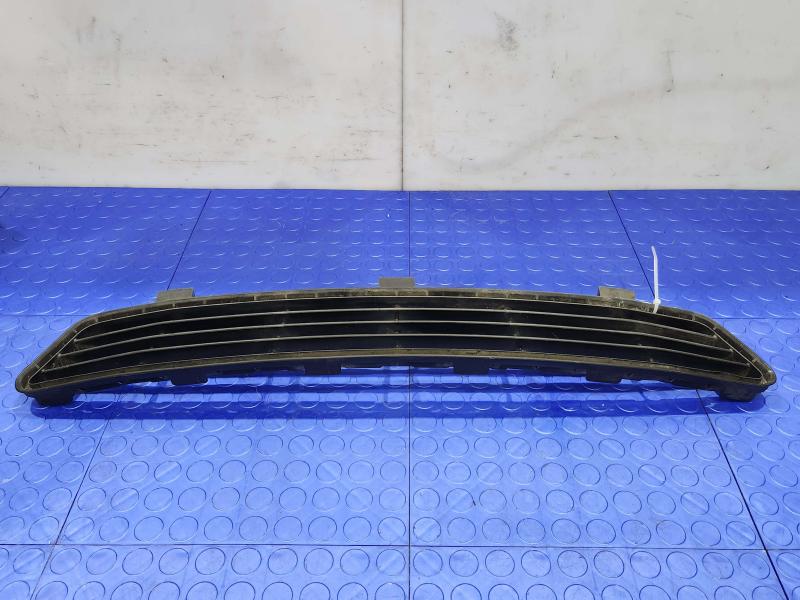 2011 Toyota Camry Grille