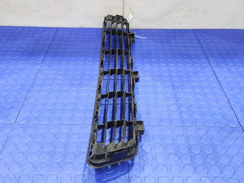 2011 Toyota Camry Grille