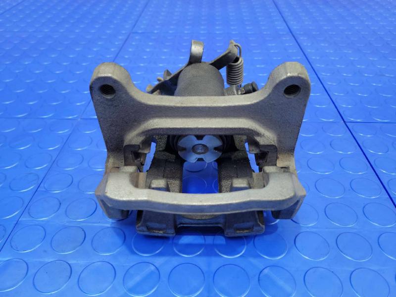 2016 Chevrolet Malibu Caliper