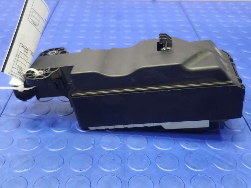 2017 Jaguar XE Cabin Fuse Box Relay Junction Block Genuine OEM GX73-14K131-DA
