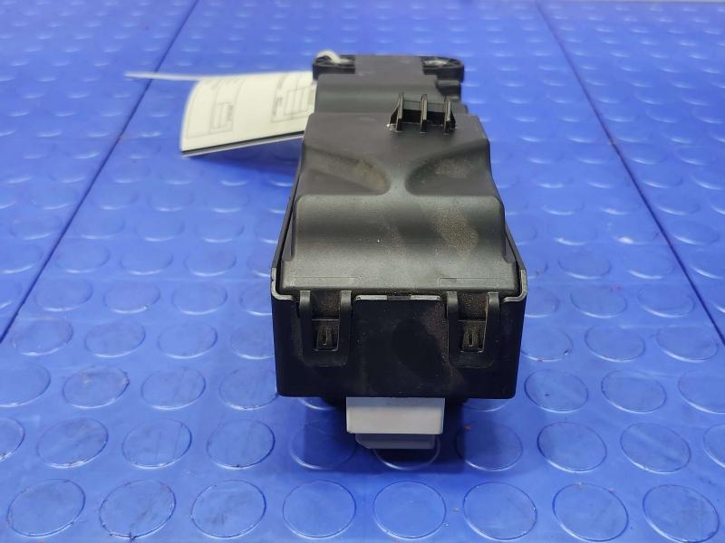 2017 Jaguar XE Cabin Fuse Box Relay Junction Block Genuine OEM GX73-14K131-DA