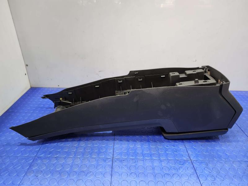 2010 Dodge Challenger Front Console